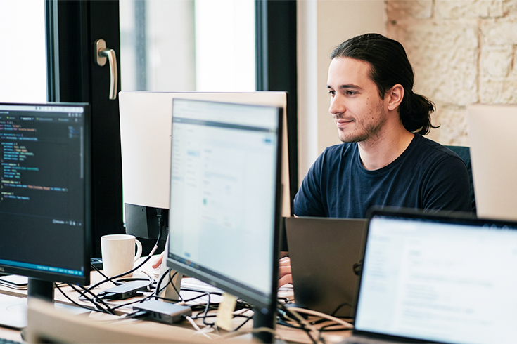 Zoho Inventory integration with Shopify and Amazon.ae in UAE